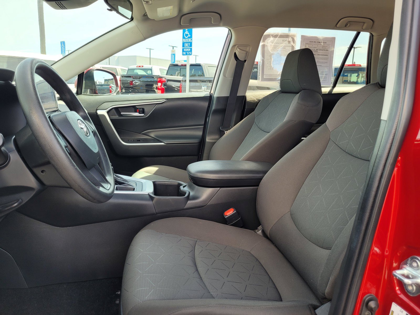 Used 2023 Toyota RAV4 XLE FWD image 10