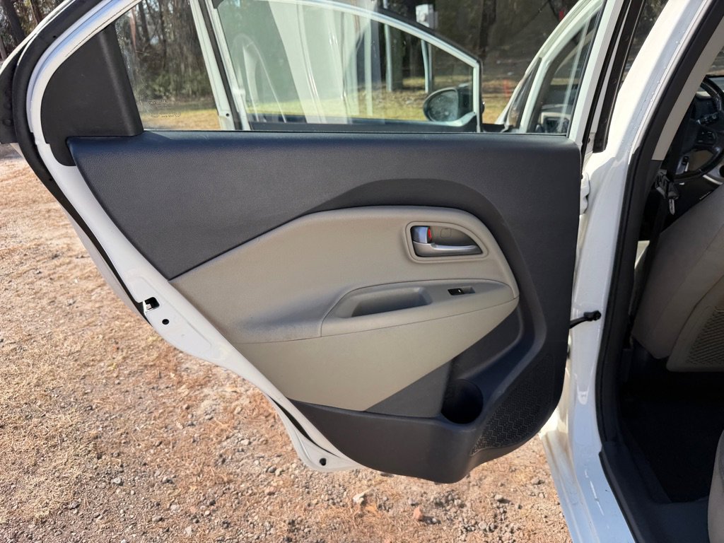 Used 2014 Kia Rio EX w/ Convenience Package image 15