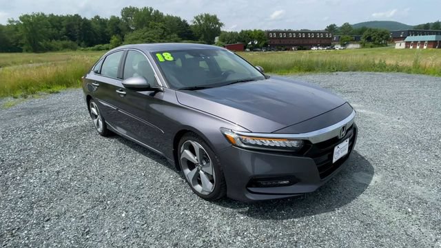 Used 2018 Honda Accord Touring image 6