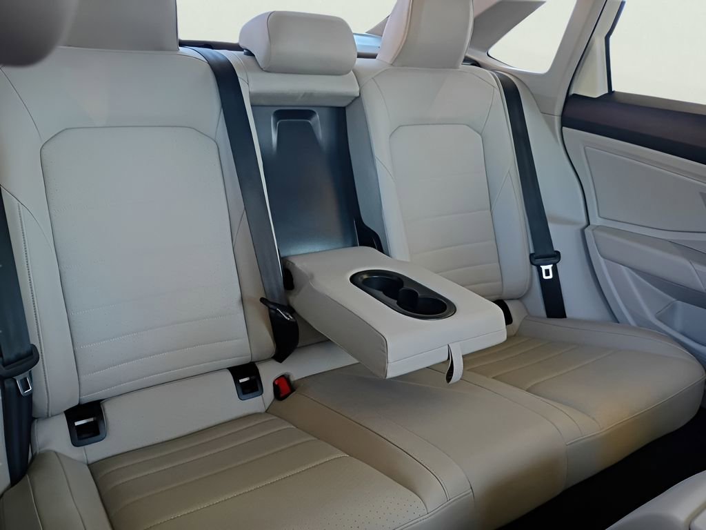 Used 2023 Volkswagen Jetta SE image 15