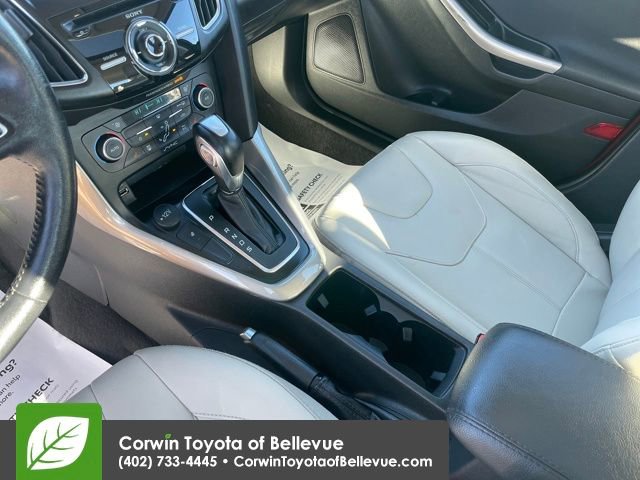 Used 2018 Ford Focus Titanium w/ Titanium Technology Package image 24