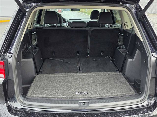 Used 2023 Volkswagen Atlas SE w/ Panoramic Sunroof Package AWD/4WD image 13