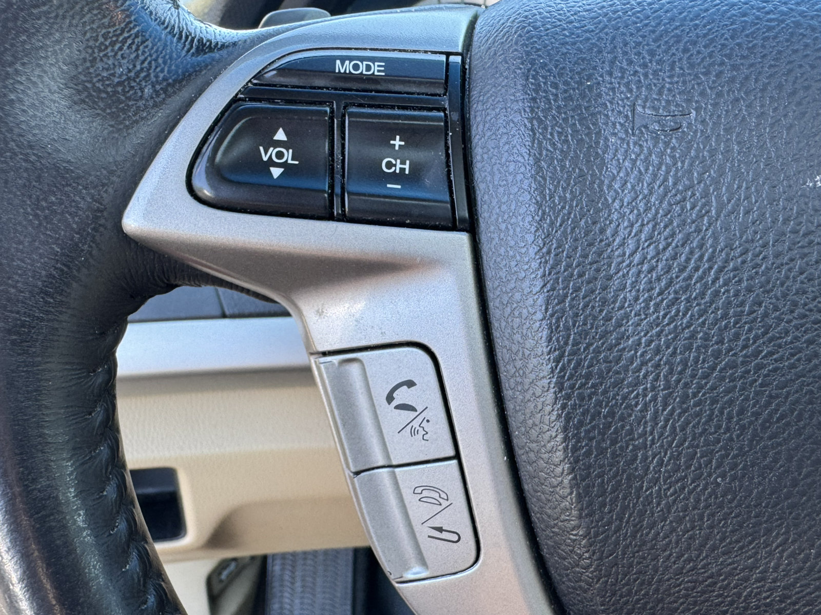 Used 2012 Honda Accord EX-L image 26