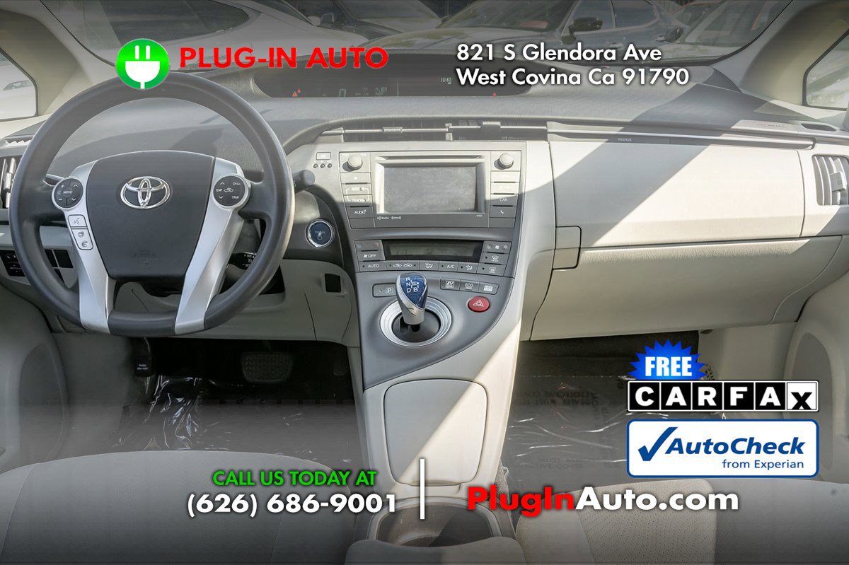 Used 2012 Toyota Prius Three image 13