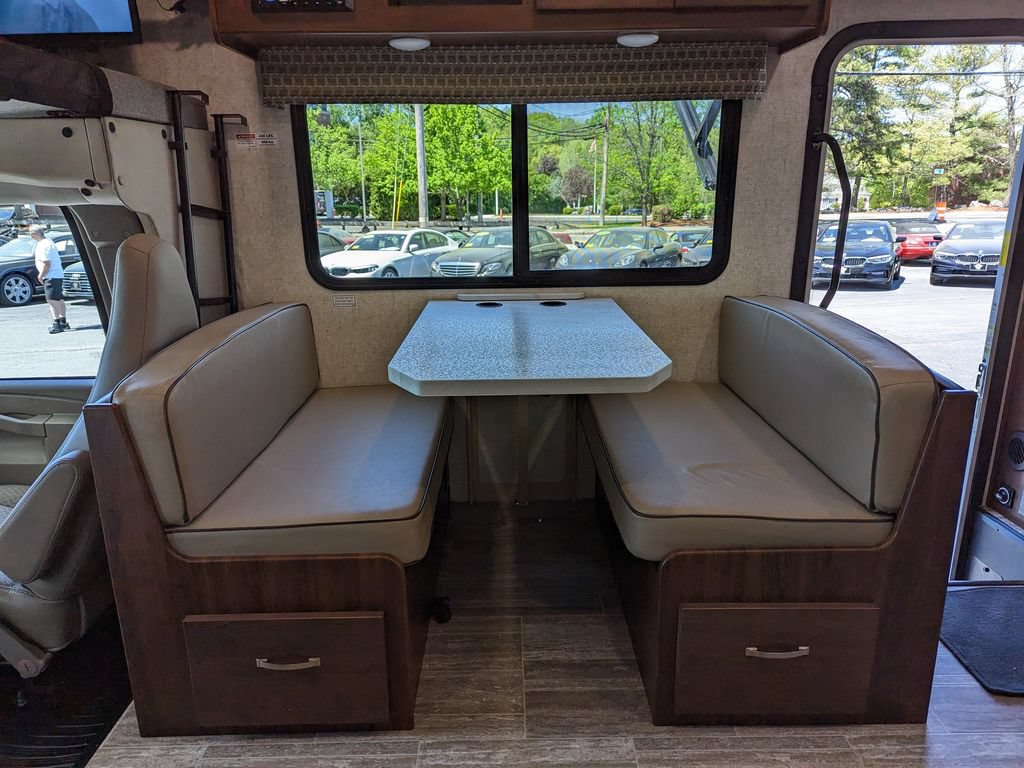 Used 2019 Chevrolet Express 4500 w/ RV Package RWD image 74