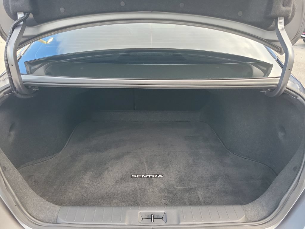 Certified 2024 Nissan Sentra SR FWD image 13
