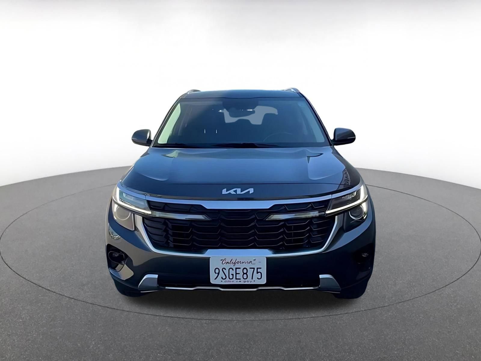 Used 2025 Kia Seltos S FWD image 4