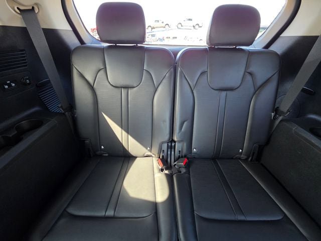 Used 2025 Kia Sorento X-Line EX AWD/4WD image 16