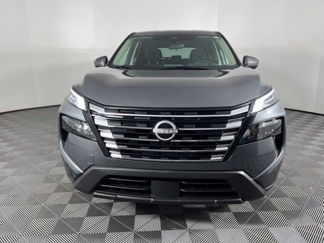 Certified 2026 Nissan Rogue SV FWD image 5
