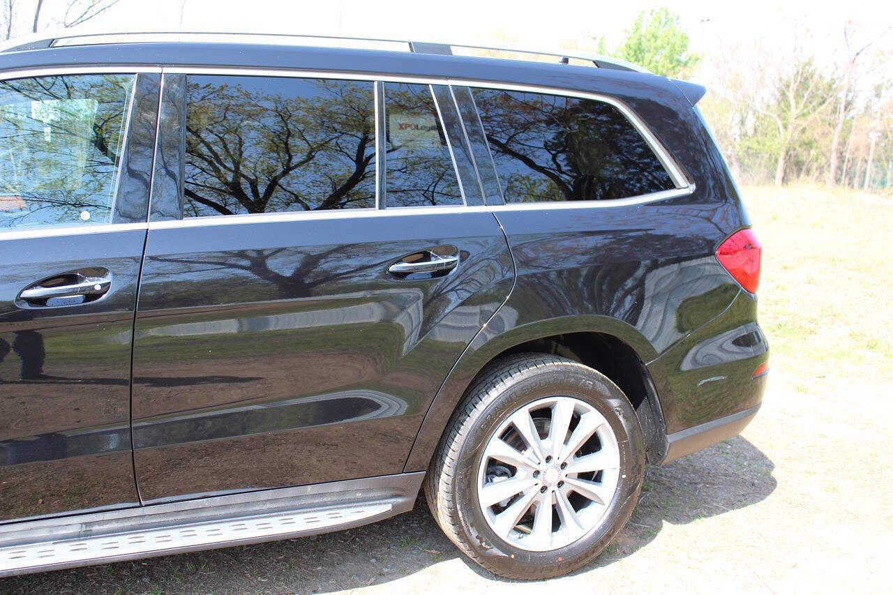 Used 2015 Mercedes-Benz GL 320 BlueTEC 4MATIC image 10