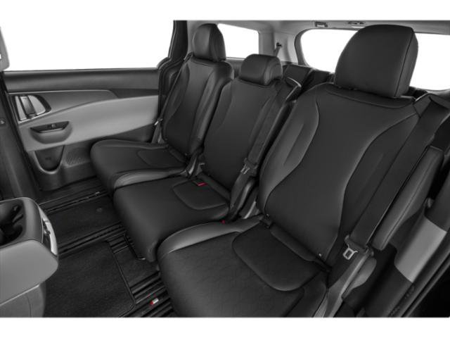 Certified 2024 Kia Carnival LX FWD image 16