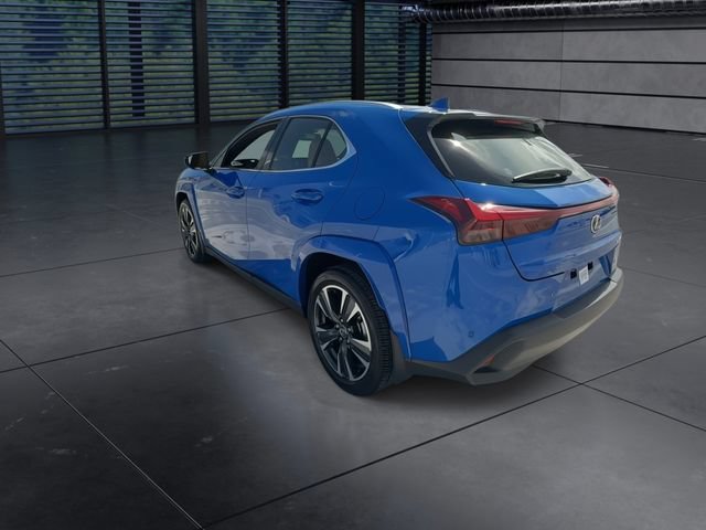 Used 2025 Lexus UX 300h FWD w/ Accessory Package (Z2) image 6