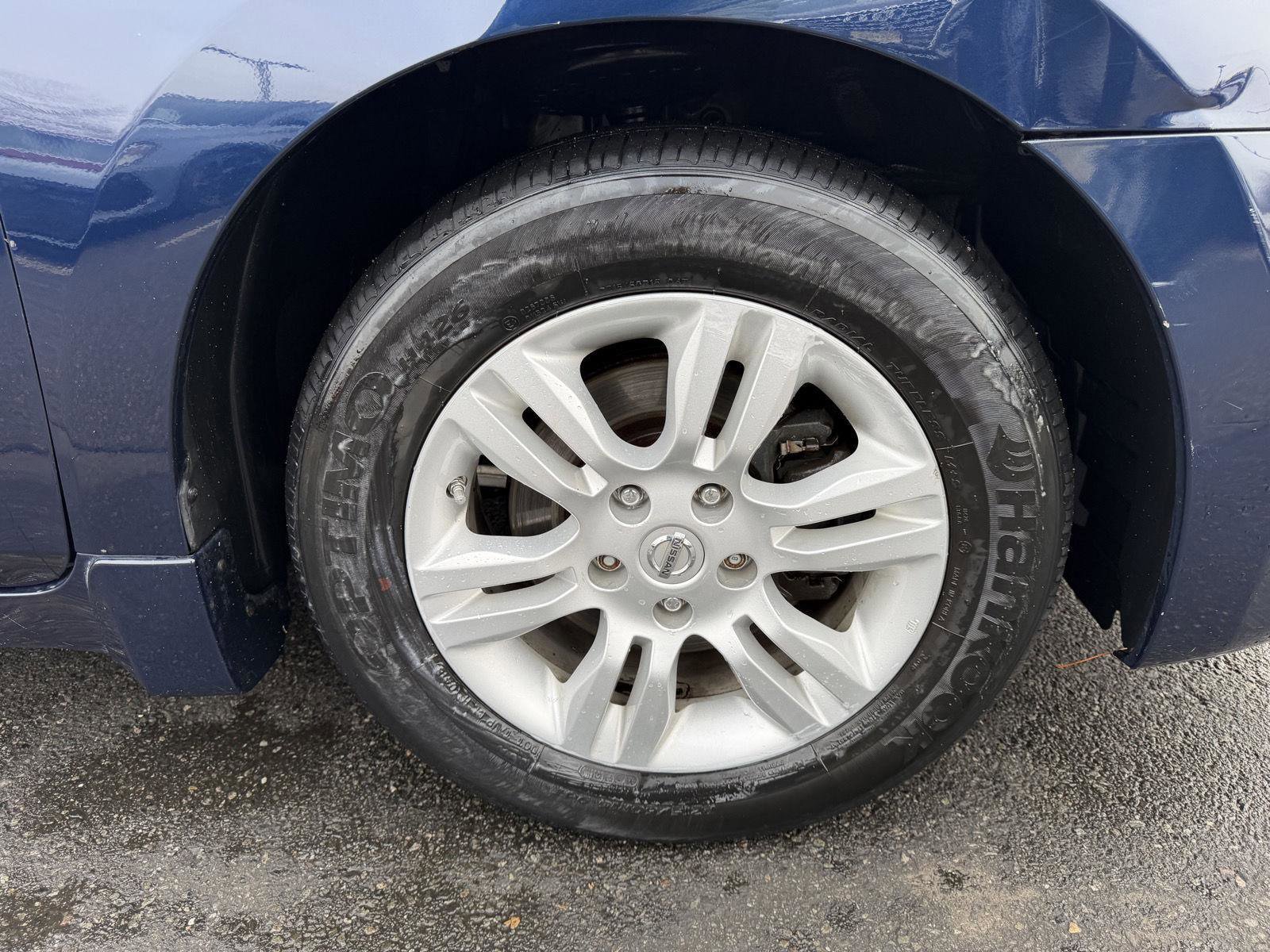 Used 2010 Nissan Altima 2.5 SL w/ SL Pkg image 9