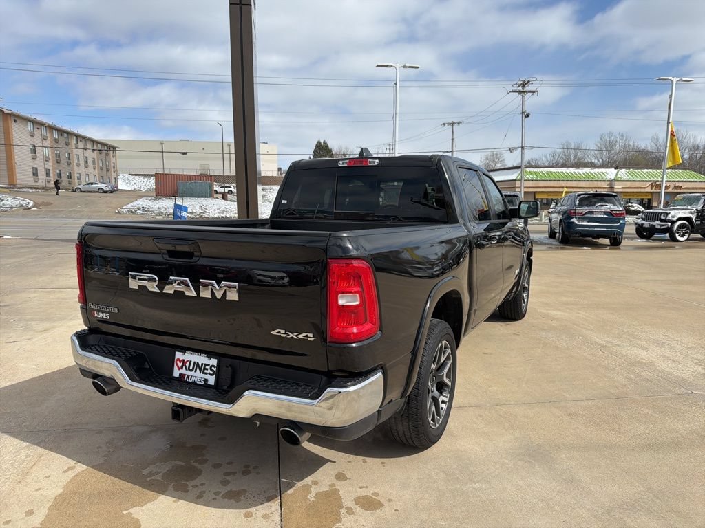 Used 2025 RAM 1500 Laramie AWD/4WD image 10