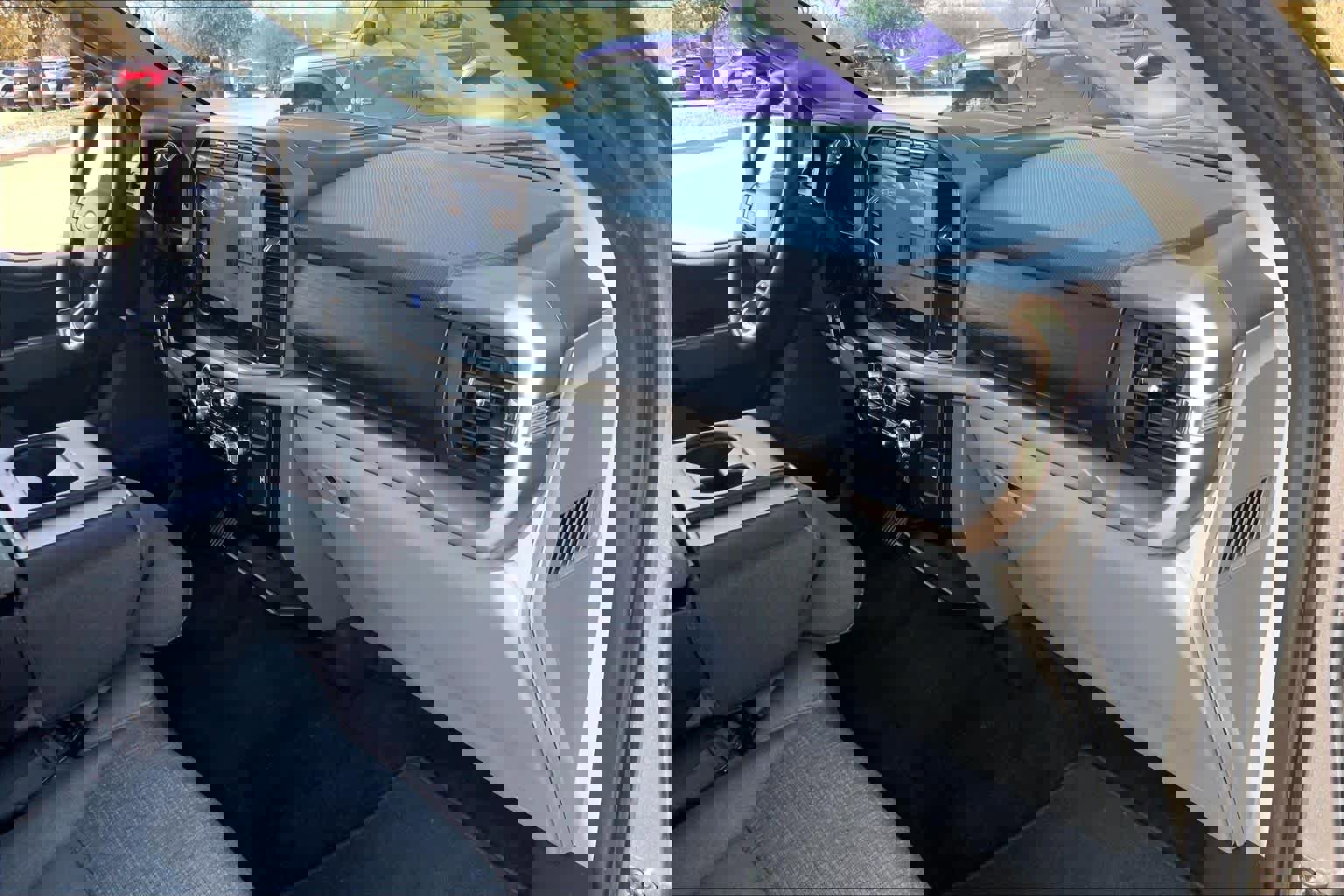 Used 2024 Ford F150 XLT AWD/4WD image 18