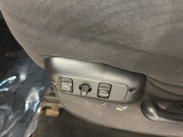 Used 2004 Dodge Ram 1500 Truck SLT w/ Quad Cab Value Group image 14