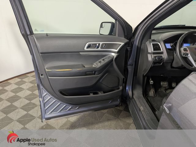 Used 2013 Ford Explorer XLT AWD/4WD image 15
