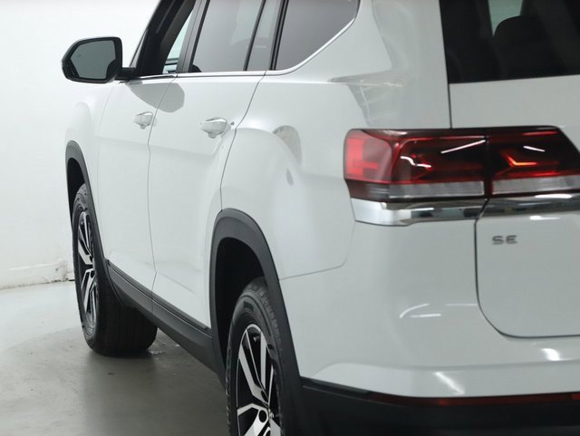 Used 2023 Volkswagen Atlas SE image 42