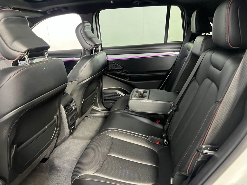 Used 2024 Jeep Wagoneer Launch Edition image 27