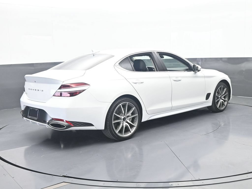 Used 2025 Genesis G70 2.5T RWD image 6
