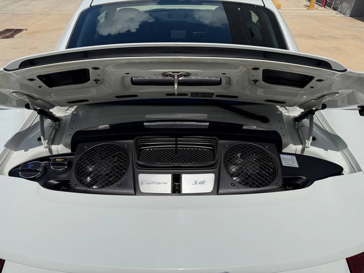 Used 2016 Porsche 911 Carrera image 27