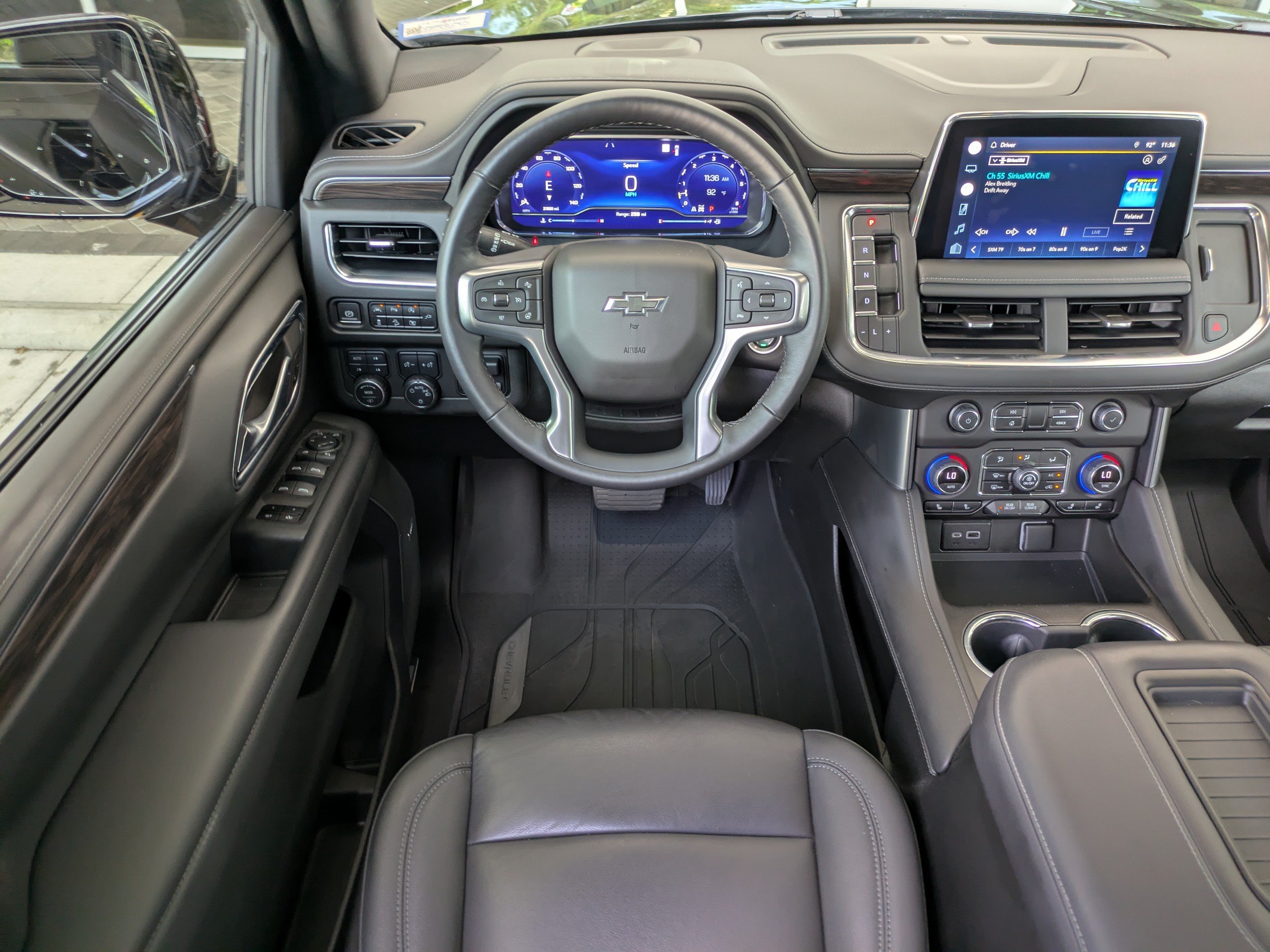 Used 2022 Chevrolet Tahoe Z71 w/ Off-Road Capability Package AWD/4WD image 18