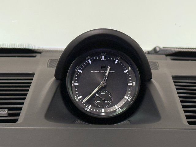 Certified 2025 Porsche 911 Carrera GTS image 24