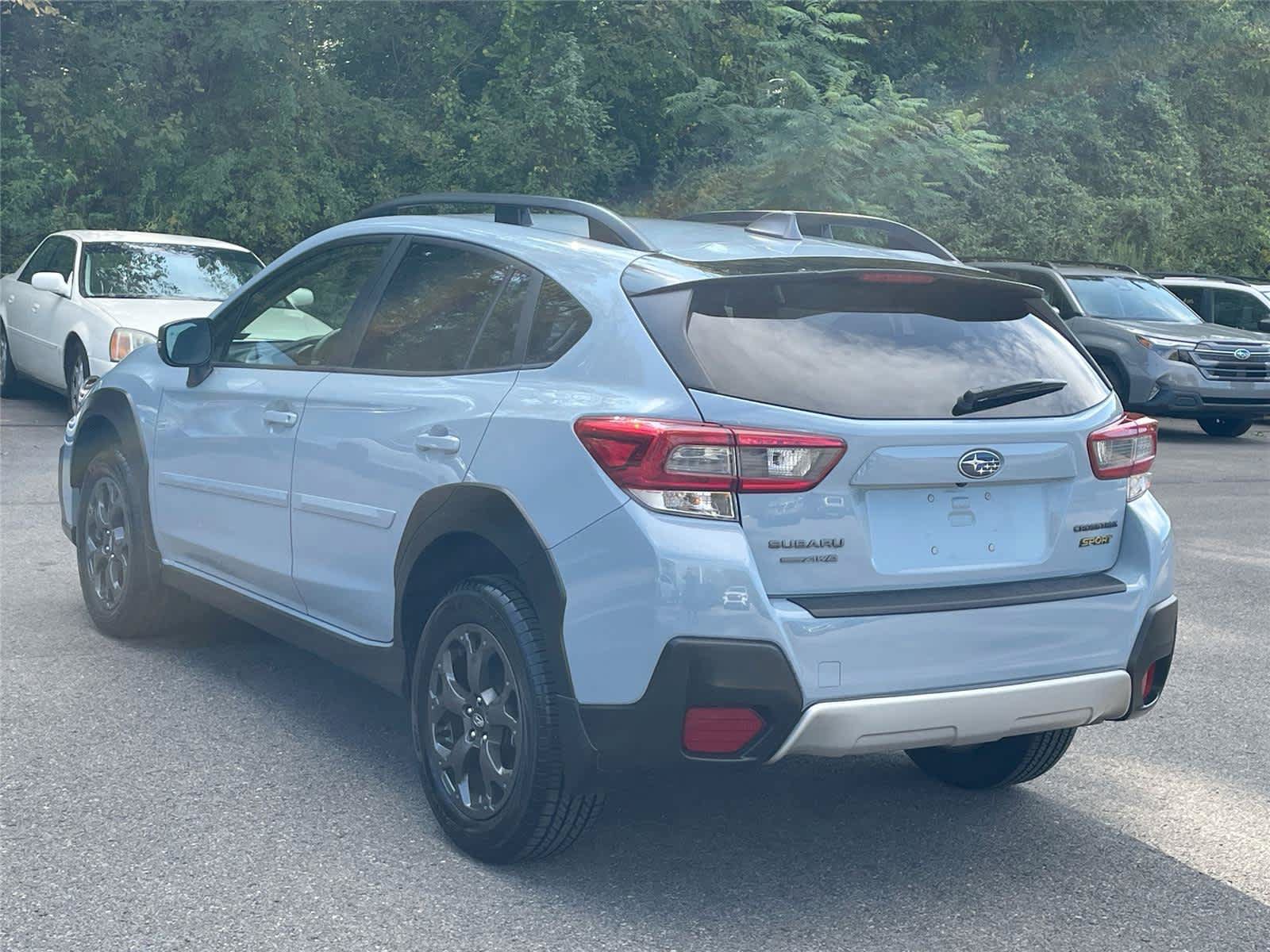 Used 2022 Subaru Crosstrek 2.5i Sport w/ Moonroof Package AWD/4WD image 3