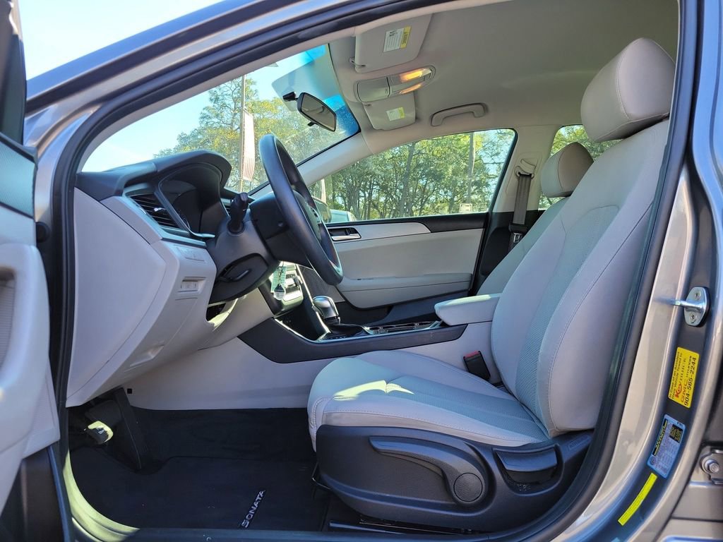 Used 2019 Hyundai Sonata SE image 20