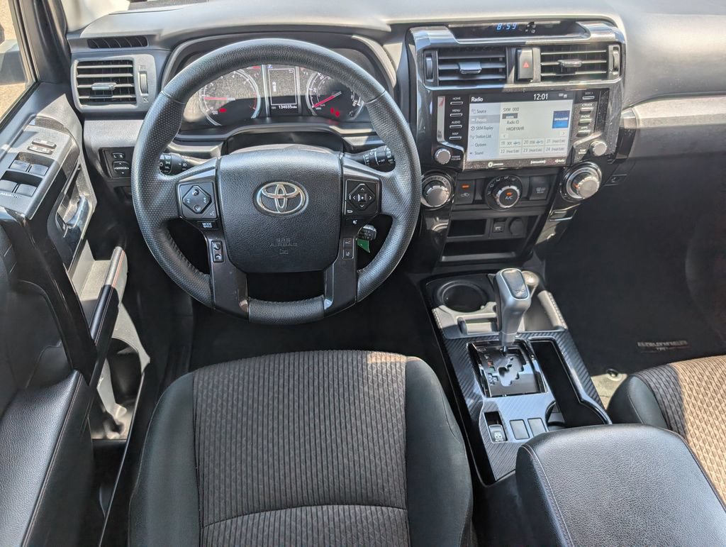 Used 2020 Toyota 4Runner TRD Off-Road AWD/4WD image 27