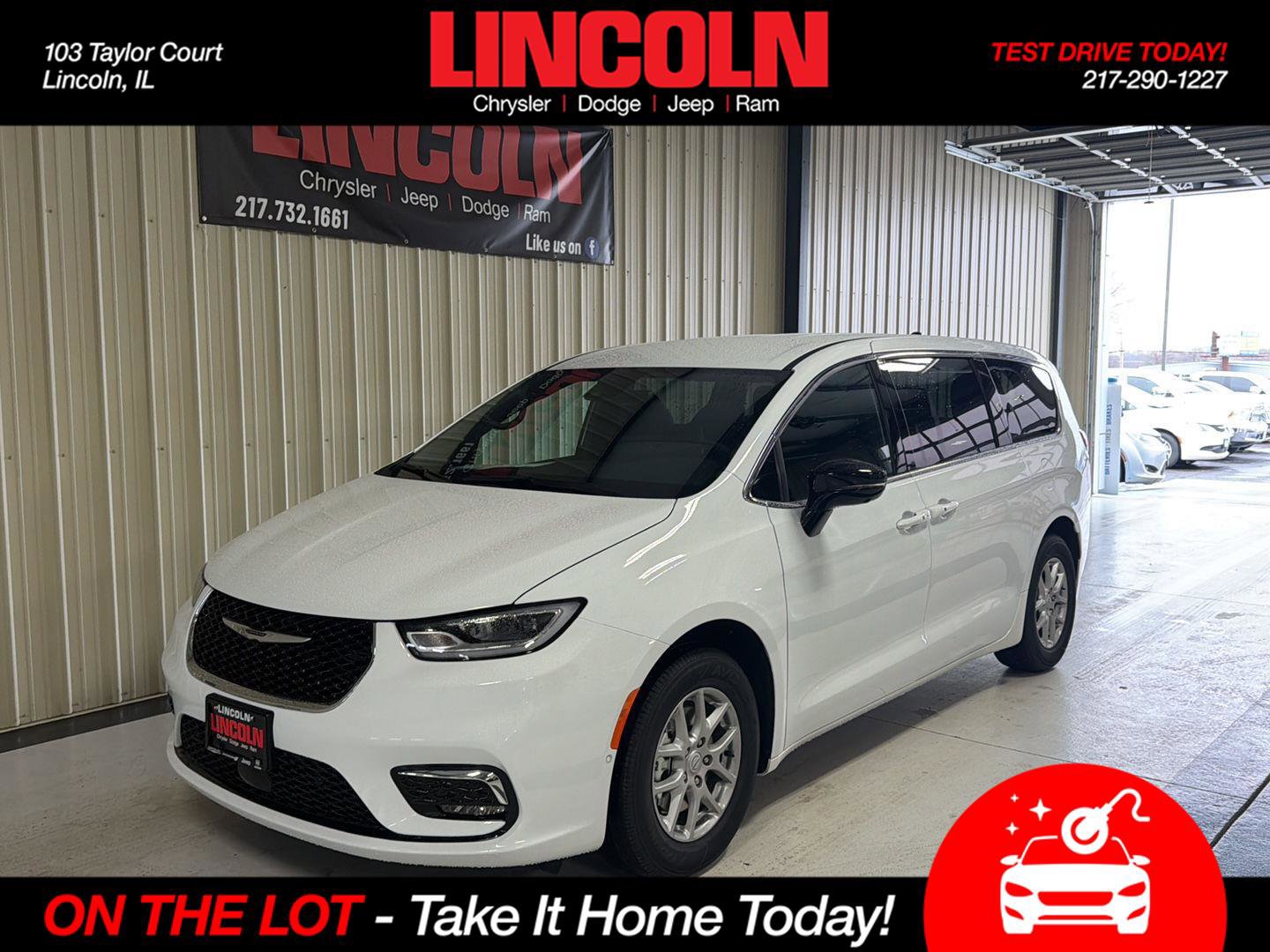 New 2026 Chrysler Pacifica Select