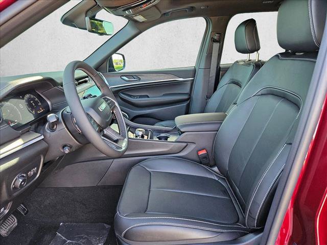 New 2026 Jeep Grand Cherokee Limited AWD/4WD image 4