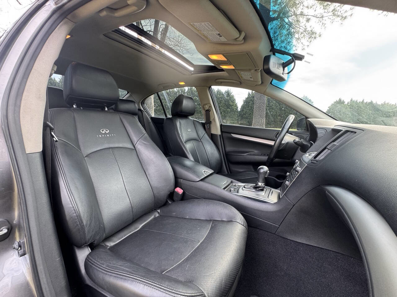 Used 2013 INFINITI G37 x AWD 4dr Sedan w/ Premium Pkg image 18