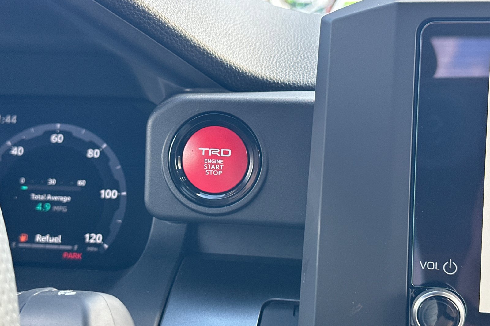 New 2025 Toyota Tacoma TRD Off-Road image 19