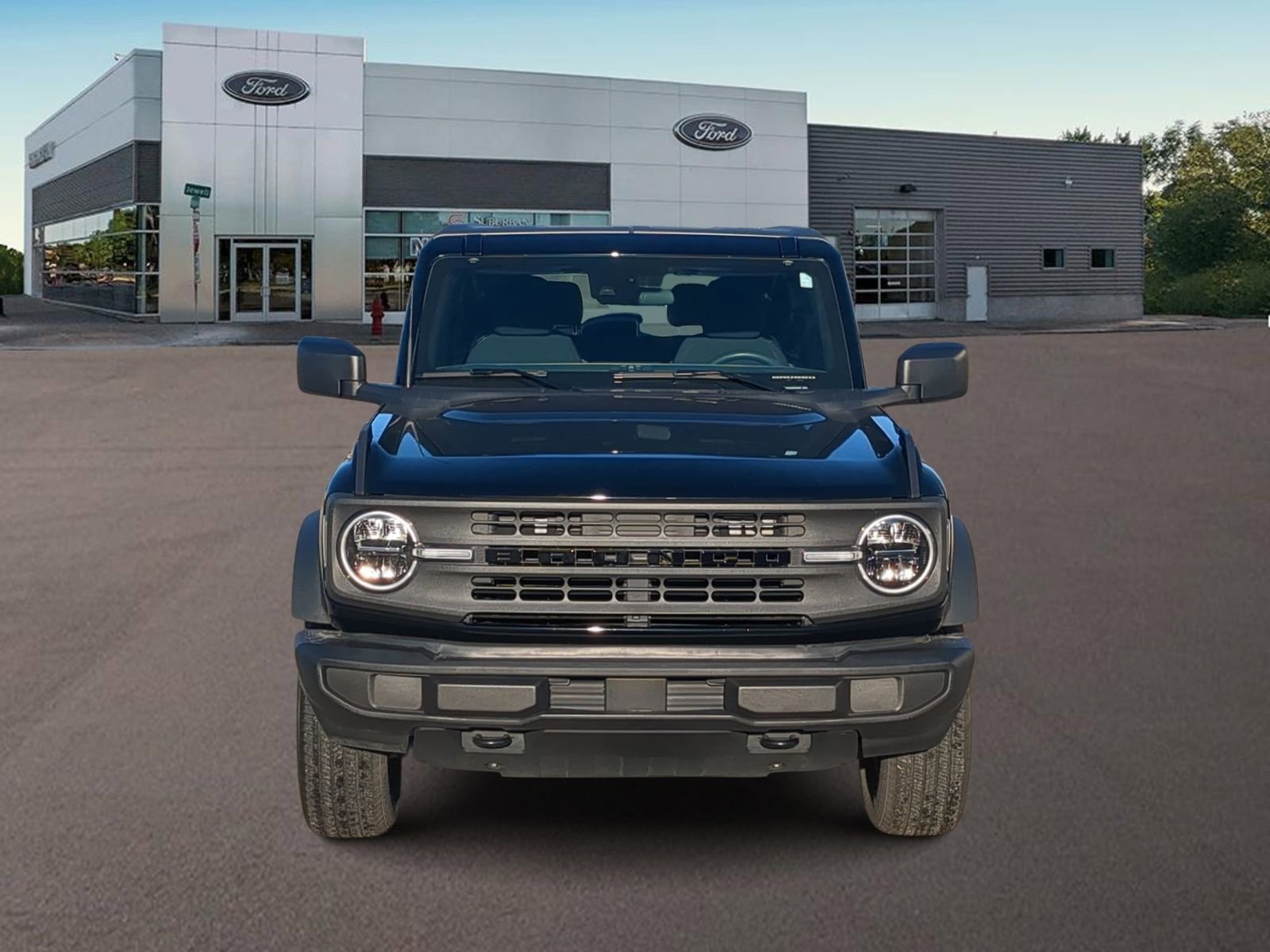 Used 2022 Ford Bronco 2-Door image 3