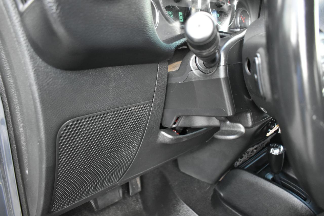 Used 2018 Jeep Wrangler Unlimited Sport S AWD/4WD image 40