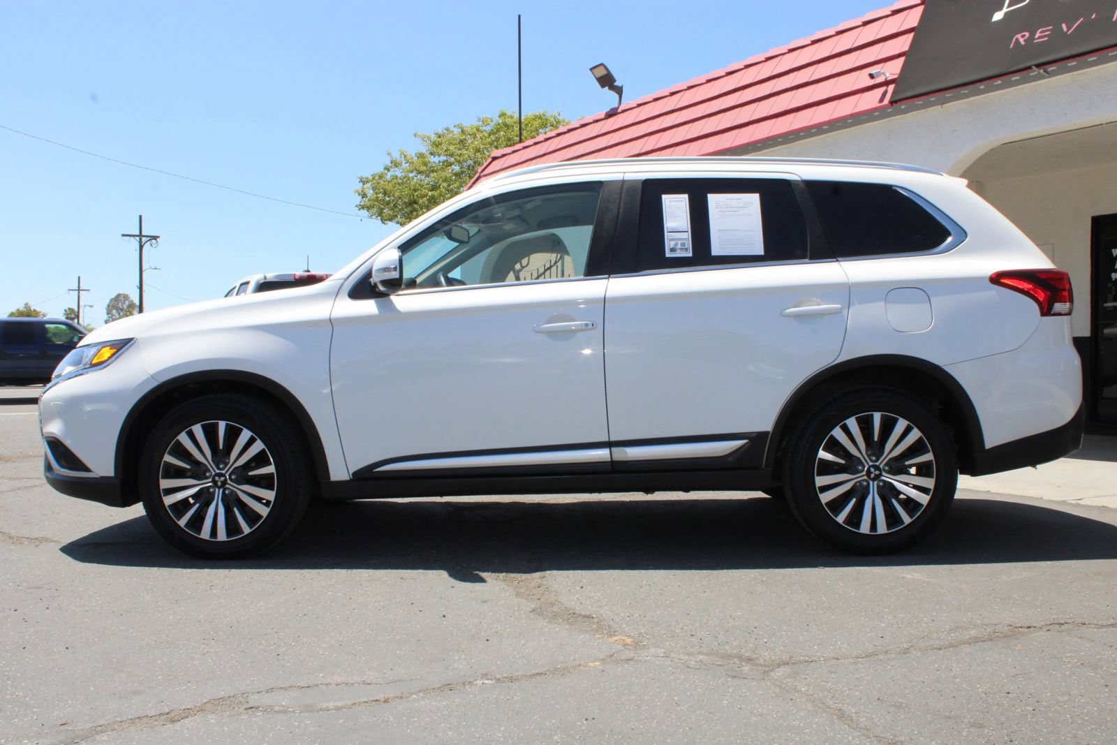 Used 2020 Mitsubishi Outlander SEL FWD image 39