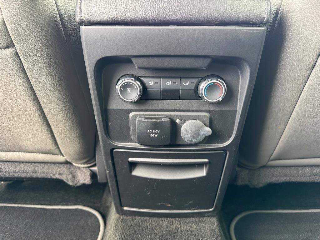 Used 2016 Ford Flex SEL w/ Equipment Group 202A AWD/4WD image 32