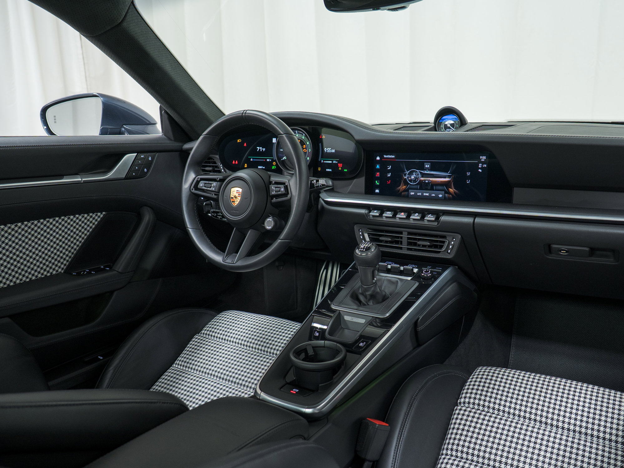 Used 2023 Porsche 911 Sport Classic image 20