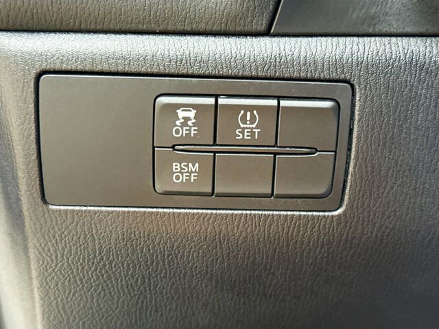 Used 2015 MAZDA MAZDA3 i Grand Touring image 12