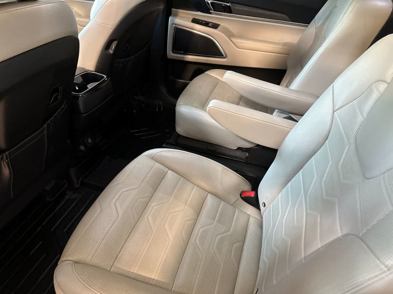 Used 2022 Kia Telluride SX w/ SX Prestige Package AWD/4WD image 5