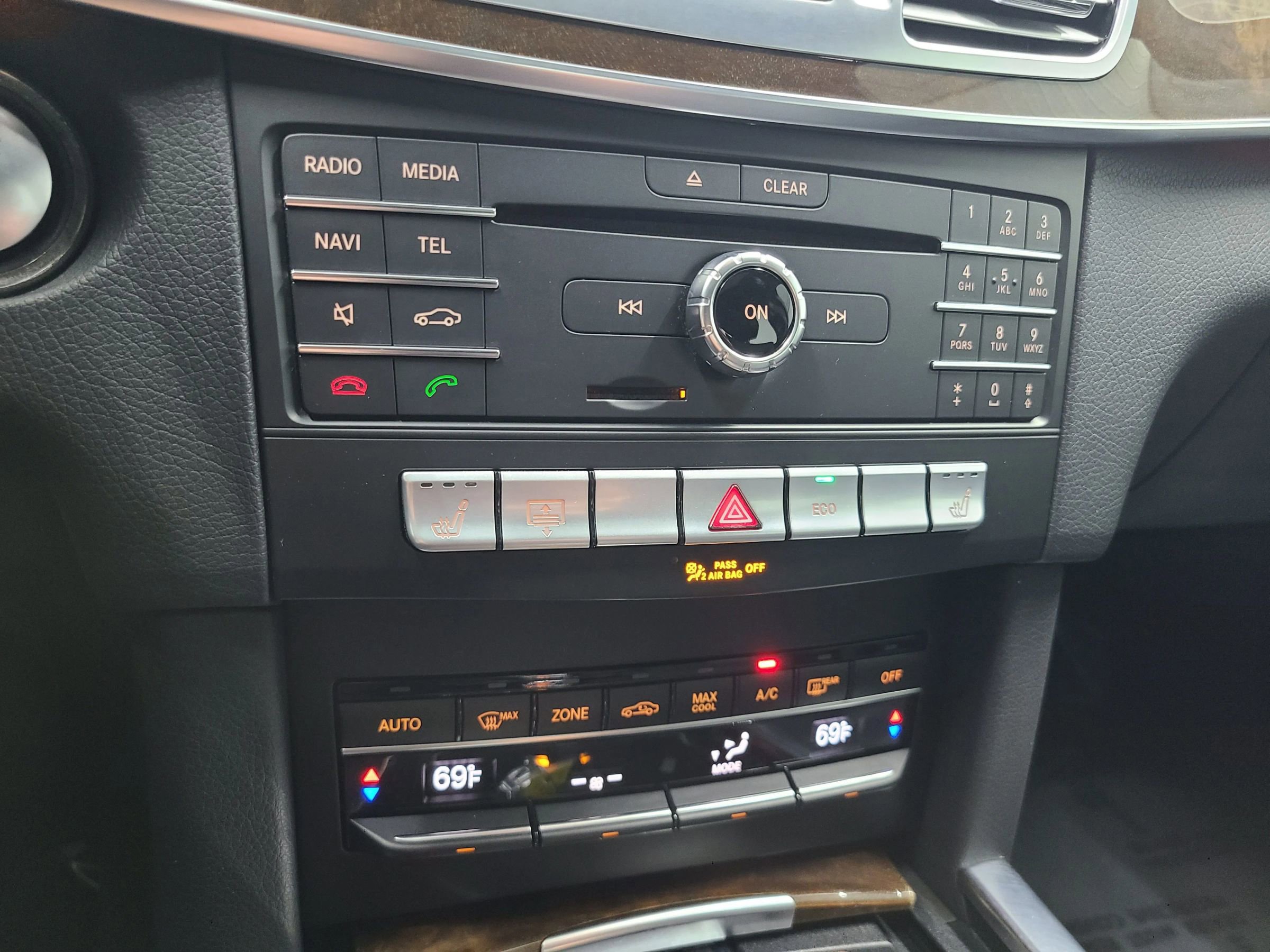 Used 2016 Mercedes-Benz E 350 4MATIC Sedan image 34