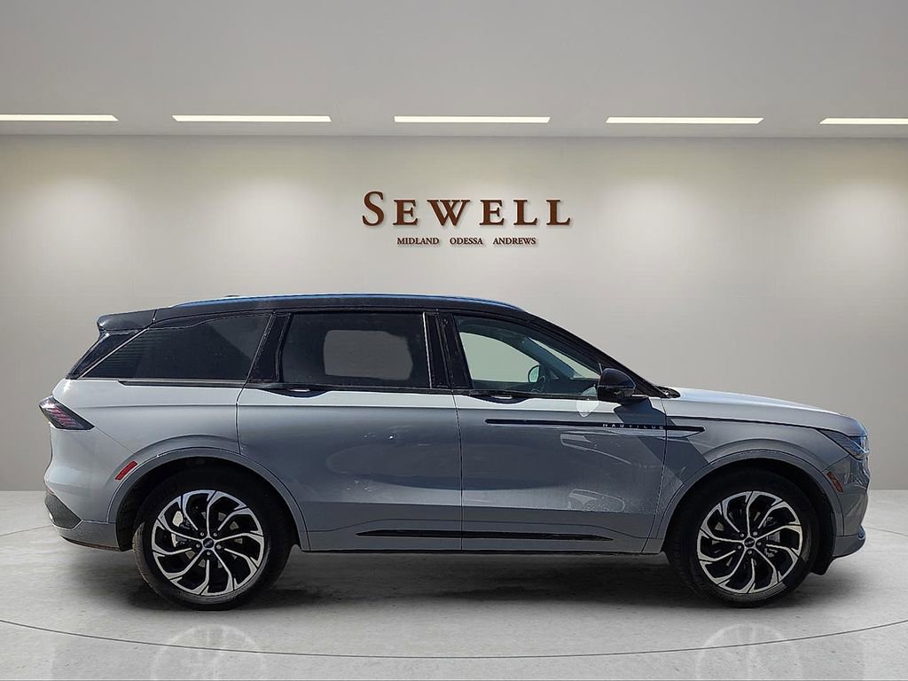 New 2026 Lincoln Nautilus Reserve AWD/4WD image 5