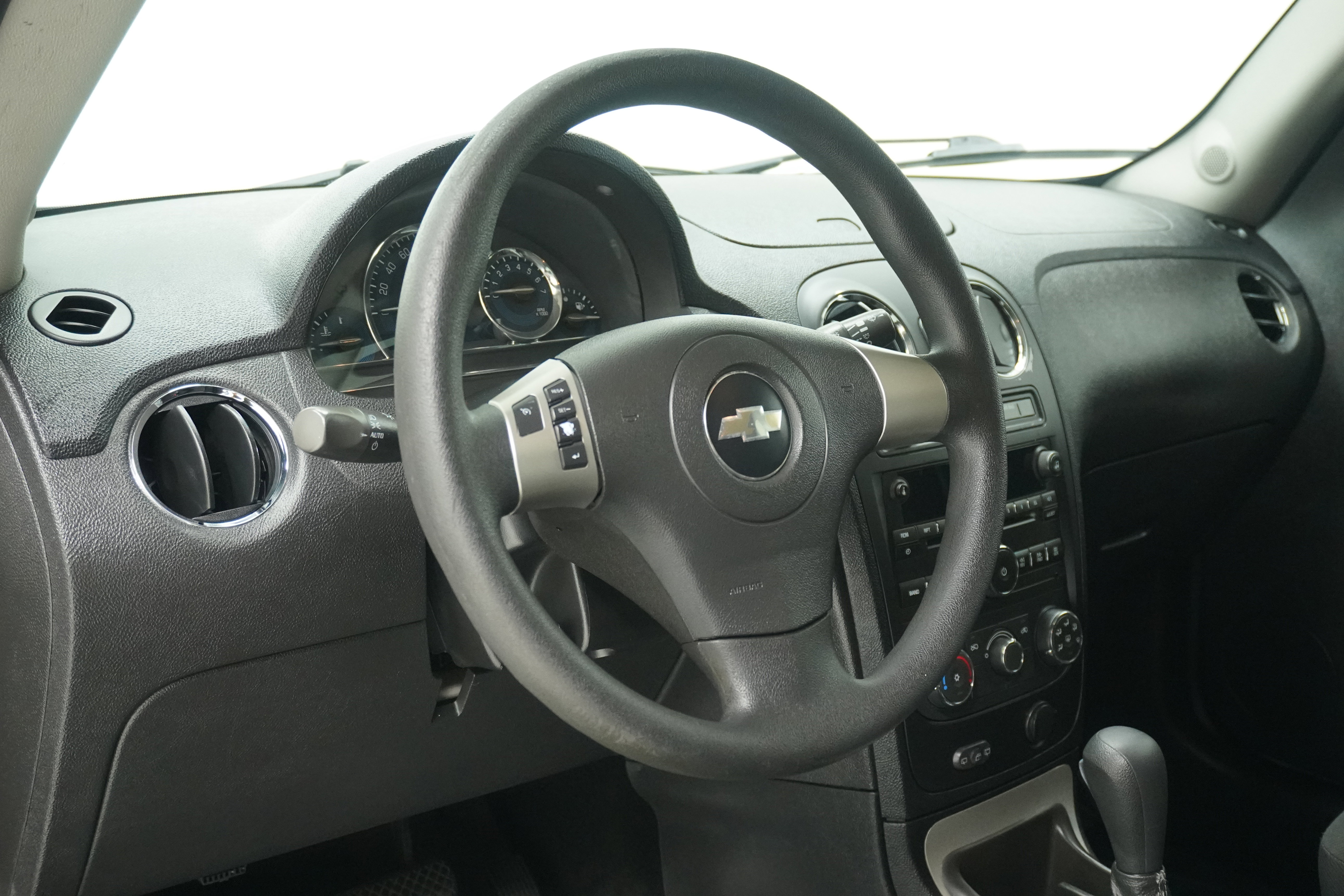 Used 2010 Chevrolet HHR LS FWD image 10