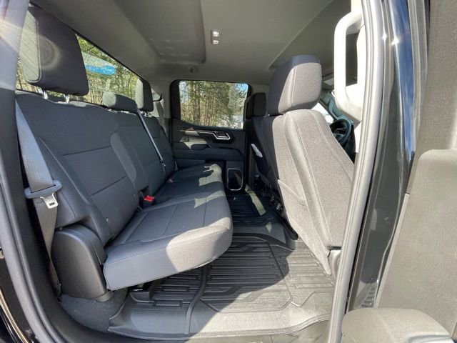 New 2026 GMC Sierra 1500 SLE image 23