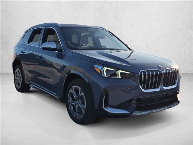 Used 2023 BMW X1 xDrive28i w/ Convenience Package AWD/4WD image 3