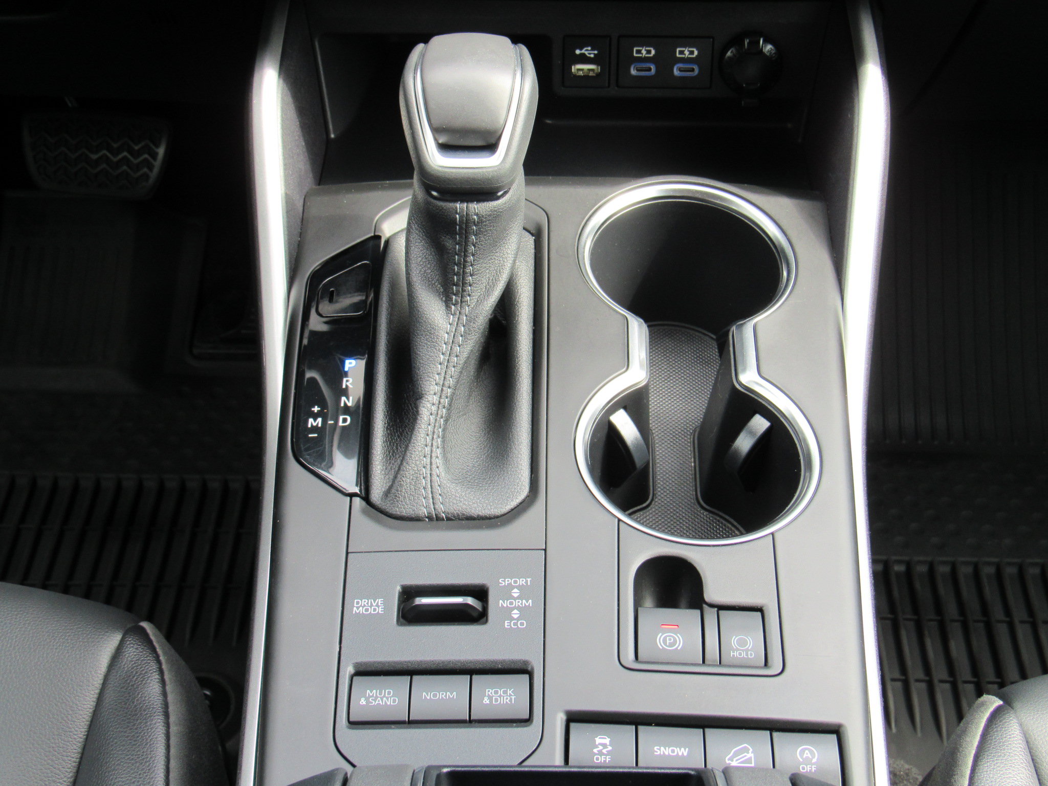 Used 2022 Toyota Highlander XLE AWD/4WD image 34