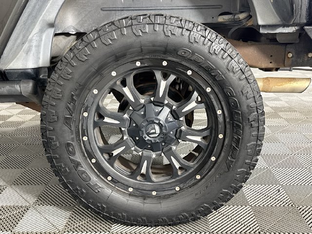 Used 2010 Jeep Wrangler Rubicon w/ Trailer Tow Group AWD/4WD image 27