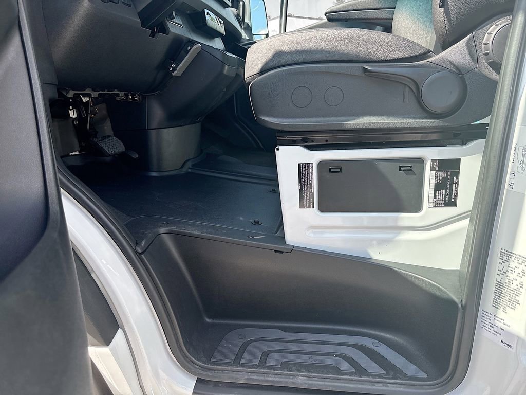 Used 2023 Mercedes-Benz Sprinter 3500 w/ Acoustic Package image 43