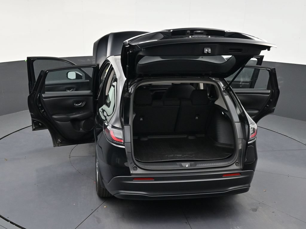 Used 2023 Honda HR-V LX image 32